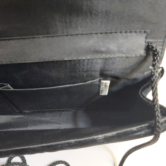 Vintage 90s black velours clutch/handbag - Picture 2 of 5